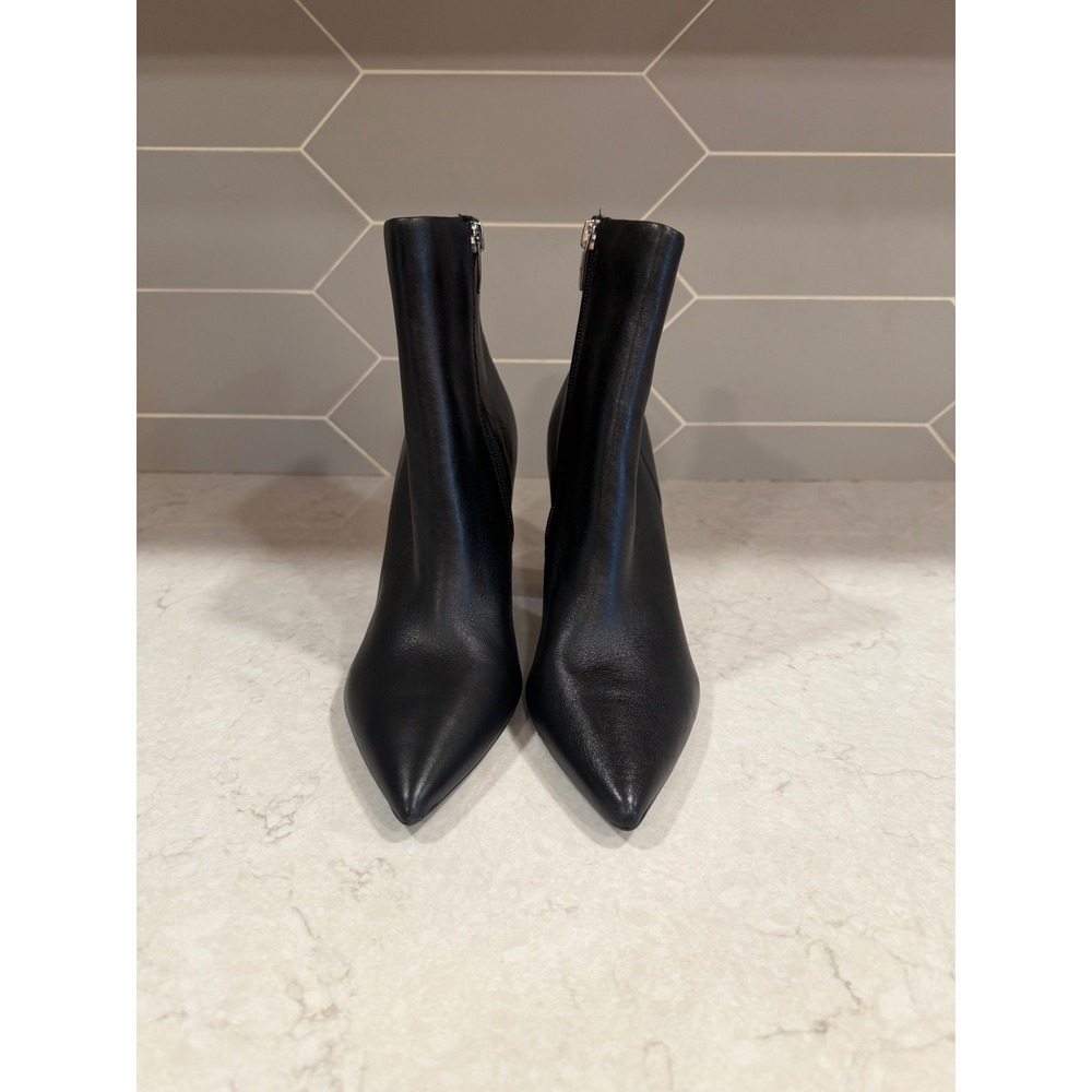 Marc Fisher Lorella Black Leather Pointed Toe Ankle Boots 7.5M Capsule Tailored - Picture 2 of 8
